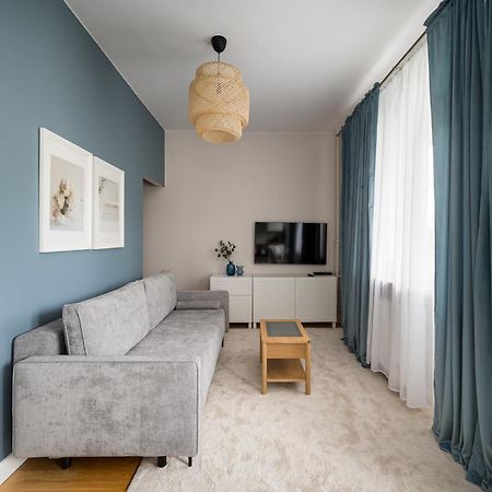 Wola Ratusz Homely Apartment 바르샤바 외부 사진